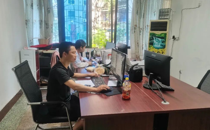 泸州市小微企业商会走进常务副会长单位:四川日耀环保科技有限公司(图10) 640 (11).jpg